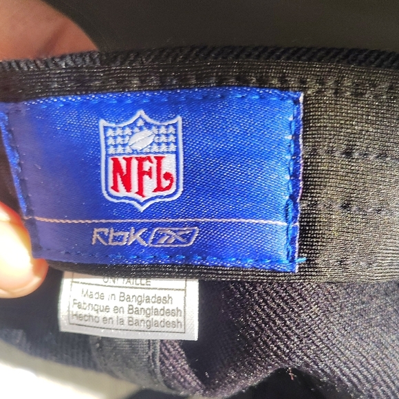 Black Philadelpjia Eagles 75th Anniversary Cap - Picture 6 of 7